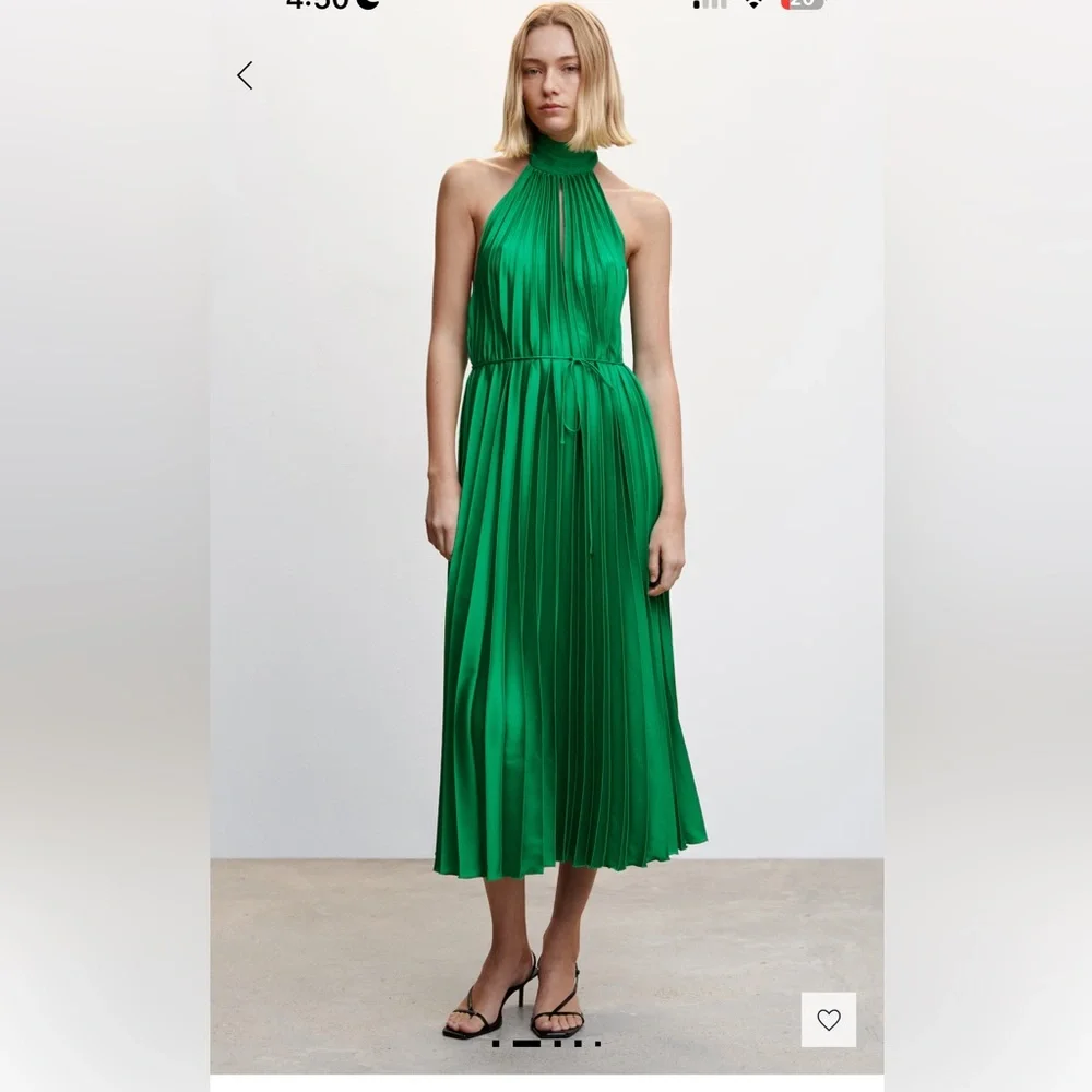 Mango Green Pleated Halter Neck Maxi Dress NWT Size Ladies US 4 - Picture 1 of 9